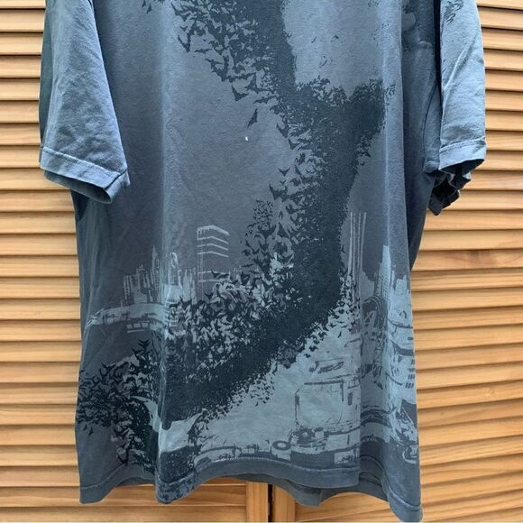 The Dark Knight City T-shirt XL - Picture 3 of 7